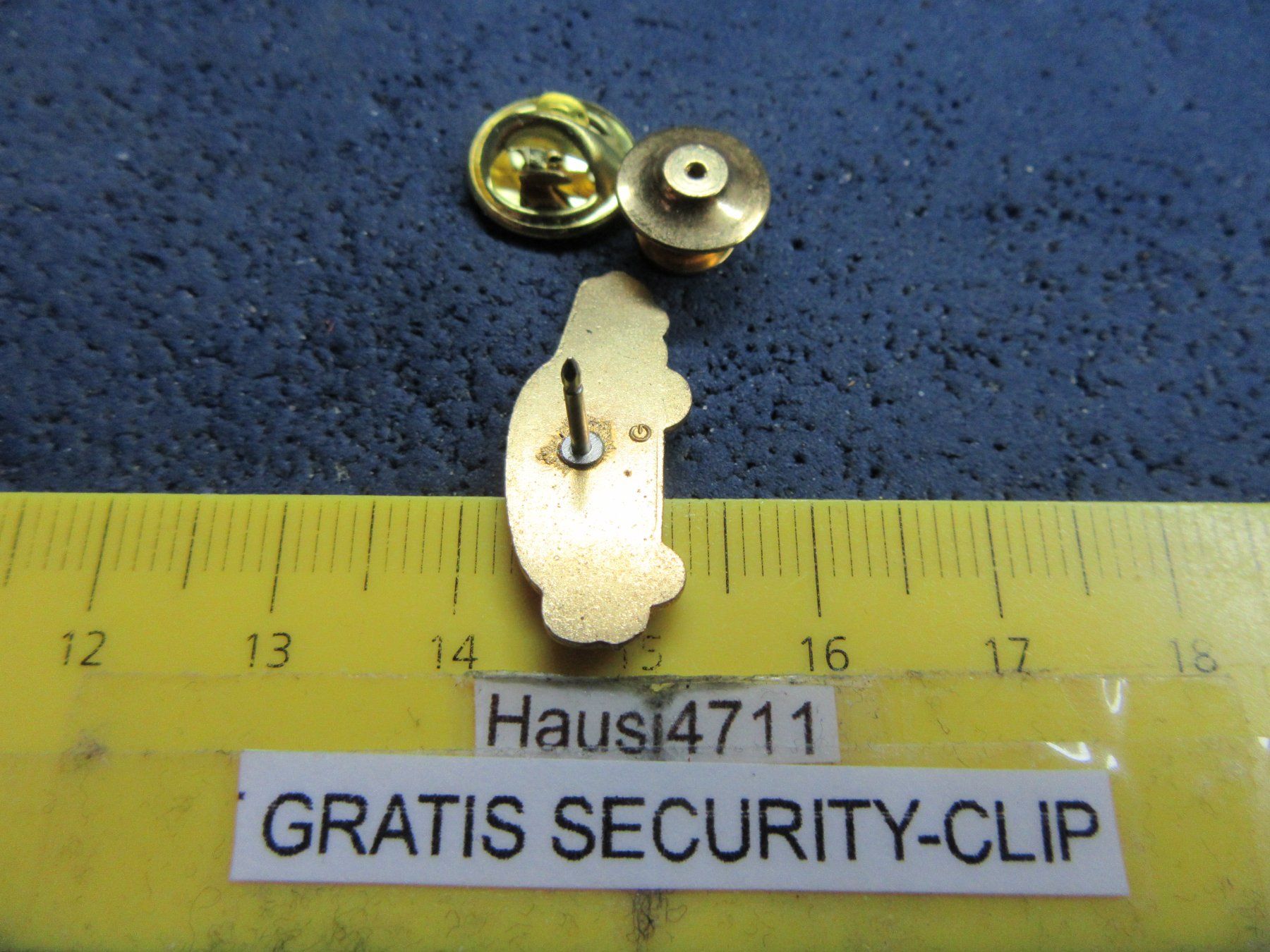 Fiat Plaketten & Abzeichen: FIAT TEMPRA AUTO PIN GLASIERT ROT mit SECURITY-CLIP KLEIN – Gebraucht aus Ettingen von Hausi4711 2