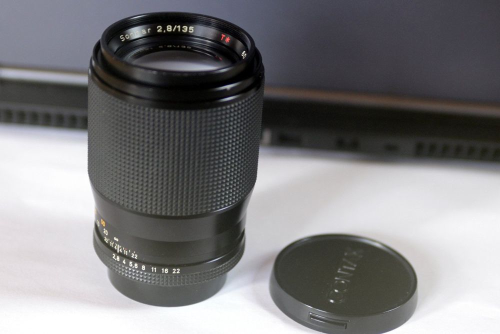 Contax Zeiss 135mm f2.8 (Gebraucht) in Tecknau für CHF 109 - mit