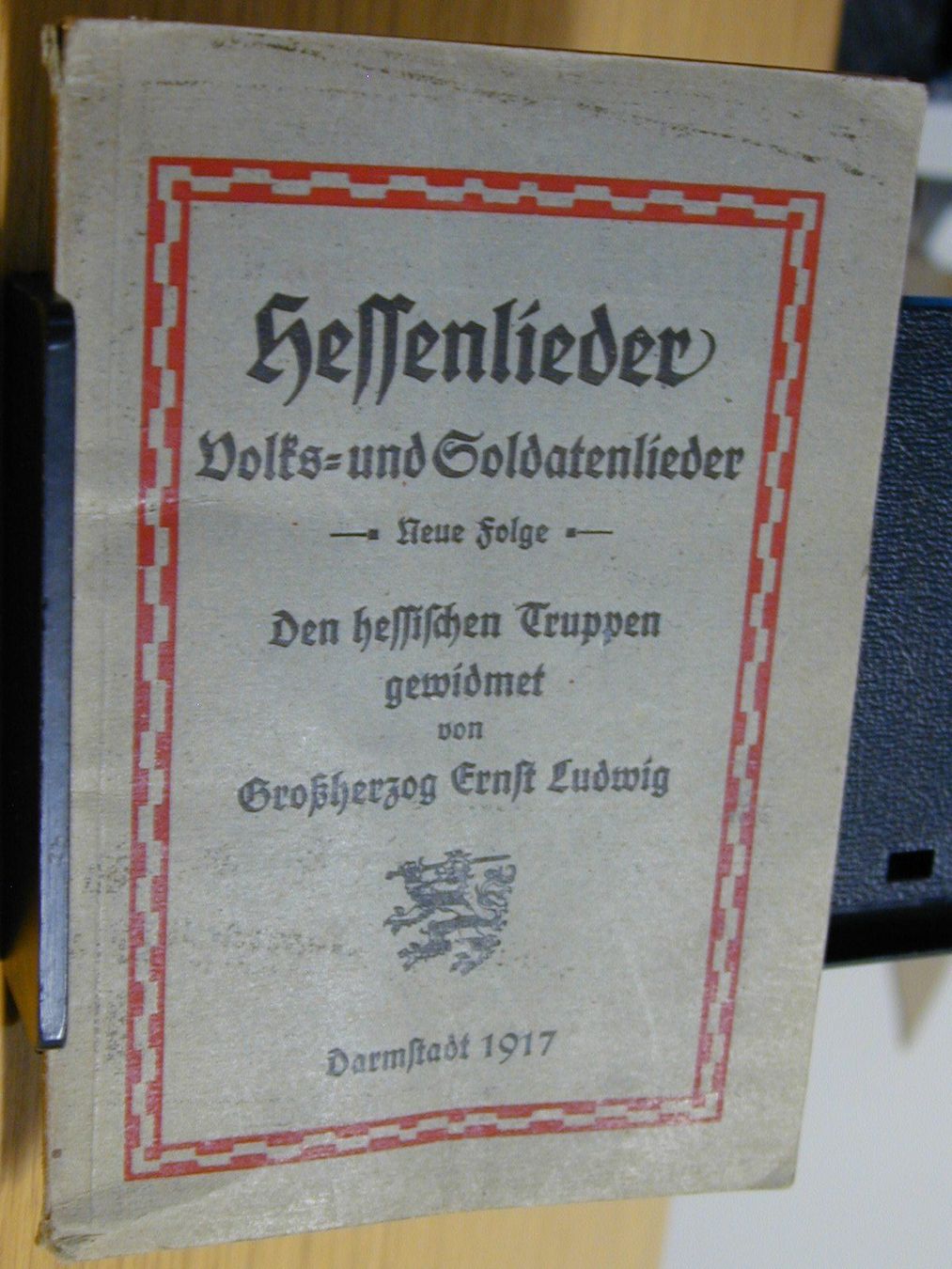 Libri: HESSENLIEDER VOLKS- und SOLDATENLIEDER – Usato da Oberursel venduto da swinger-ecki 1