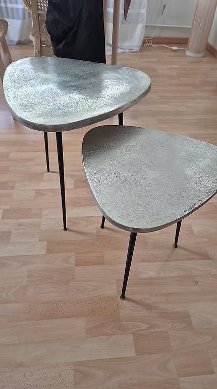 Tavoli: Couchtisch / Beistelltisch – Usato da Bassersdorf venduto da deb_6fnb
