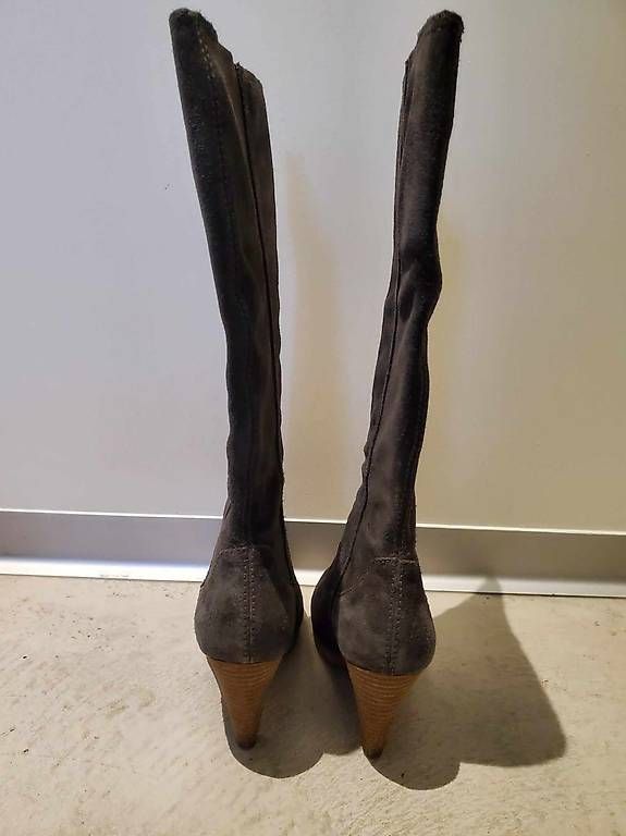 Scarpe da donna: Bottes en daim "edc" Grise – Usato da Bernex venduto da Sooeg_01 3