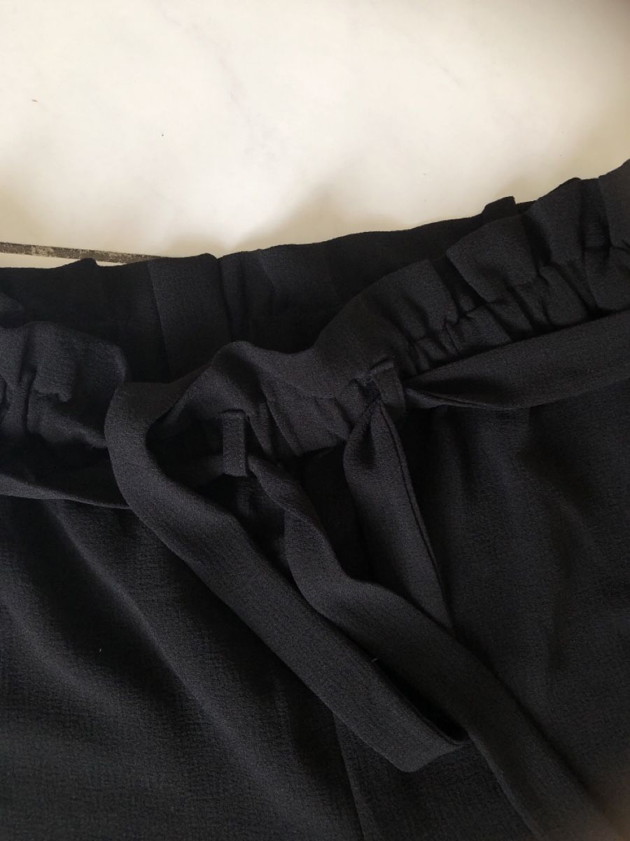 Pantaloni: Kurze Hosen Gr 36 – Usato da Zell ZH venduto da Guffos 1
