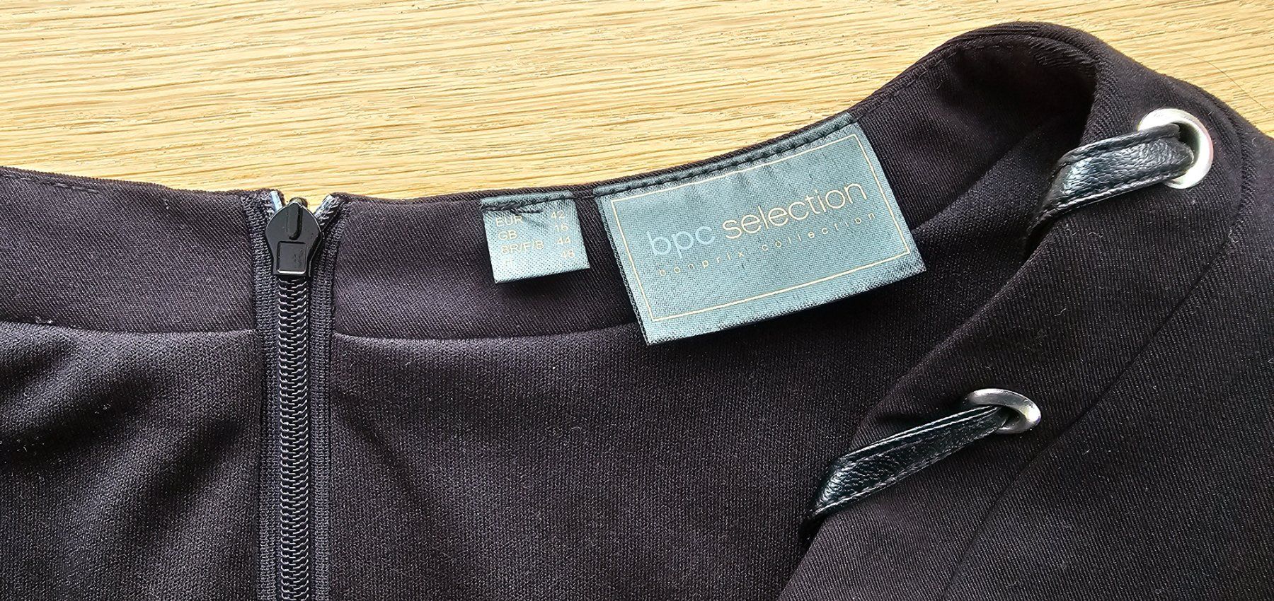 Robes: Robe - bpc selection - Taille 42 – D'occasion à Court par Jovi2 5