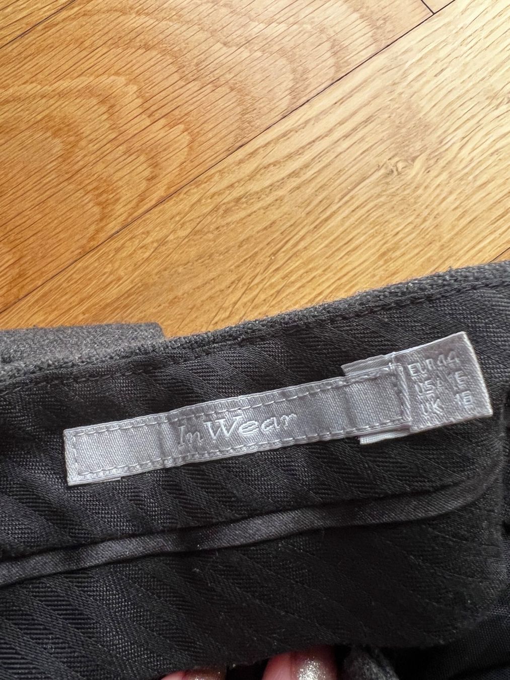 Anzüge & Kostüme: Damen Business Anzug – Gebraucht aus Münchenstein von ArleneLM 6