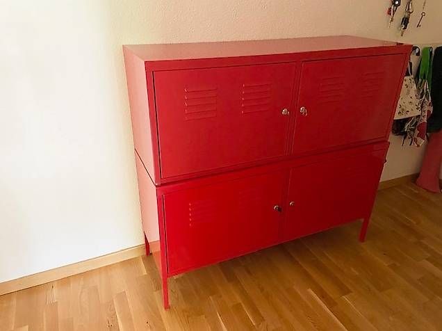 Ikea Cassettiere: Rotes Möbel von Ikea – Usato da Bern venduto da Polo1997 1