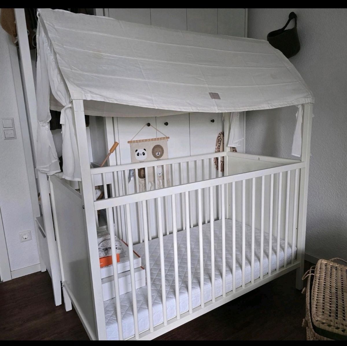 Letti: Stokke Kinderbett Haus – Usato da Regensdorf venduto da Kaffeekanne2106