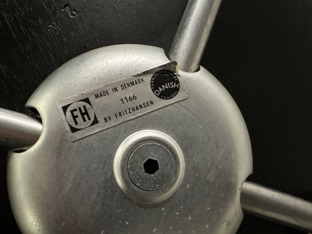 Fritz Hansen Stühle: 4xFritz Hansen Stühle – Gebraucht aus Niederurnen von KEVIN078 6