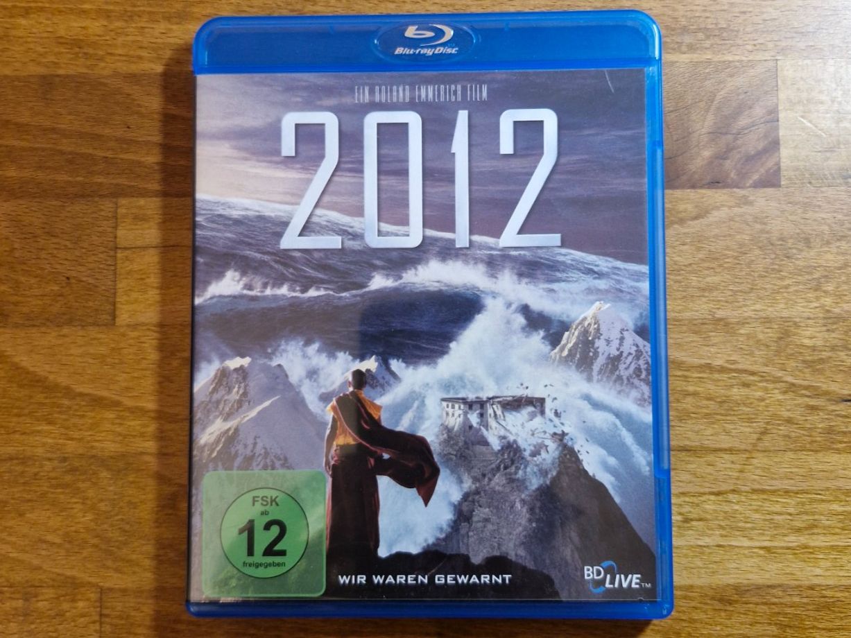 Tutti i DVDs: 2012 (2009) Bluray – Usato da Pfungen venduto da Whitie