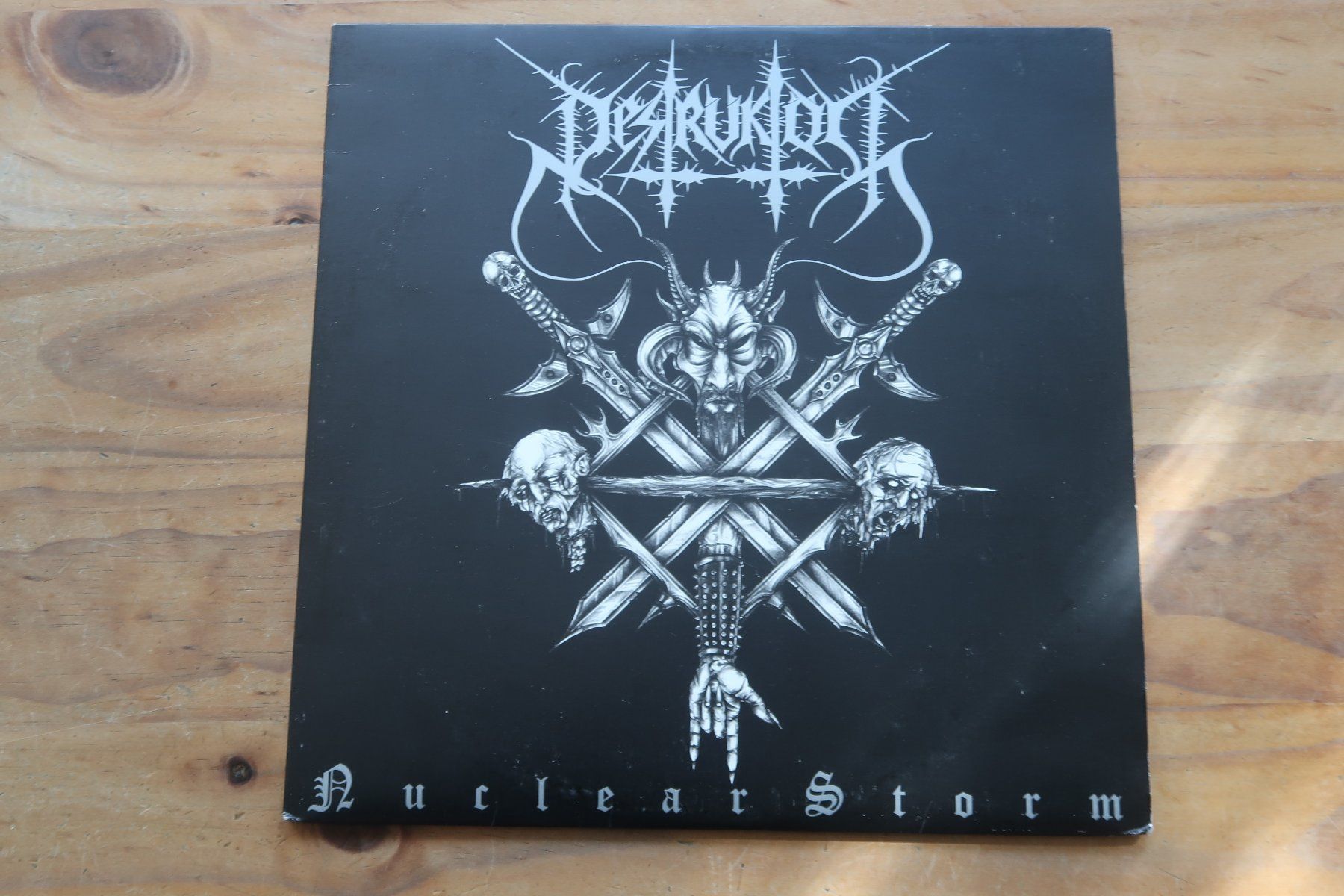 Dischi in vinile: DESTRUKTOR - NUCLEAR STORM - mit POSTER - VINYL LP – Usato da Basel venduto da Patiscat
