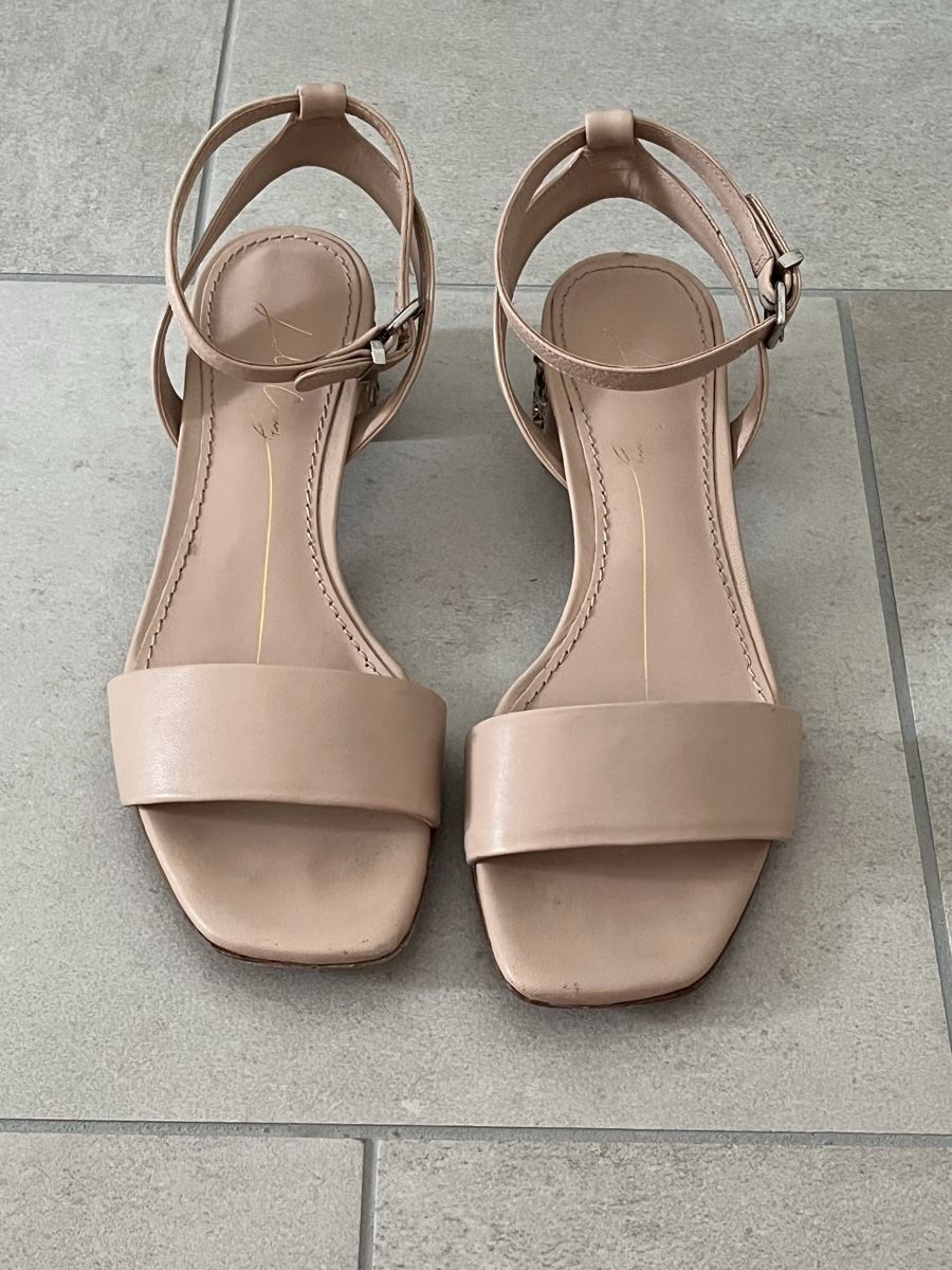 Scarpe da donna: Leder Sandalen – Usato da Nänikon venduto da aoe_22fy 2