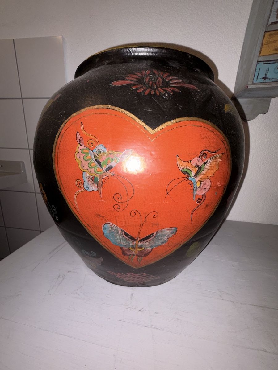 Toutes les décorations: Antike Bodenvase – D'occasion à La Cibourg par pantokrator
