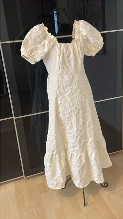 Schickes weisses Sommerkleid, Puffärmel, Grösse M, neu..
