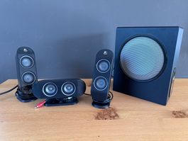 Logitech X-530 Lautsprecher Set