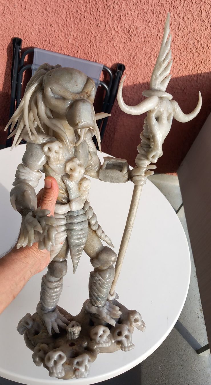 Statuette: Predator Figur, Handarbeit! – Usato da Au ZH venduto da Nostronomo 1