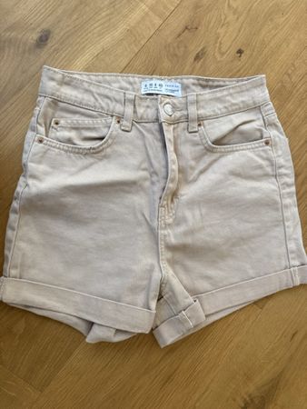 Sommer-Shorts, beige, Grösse 36, neuwertig!