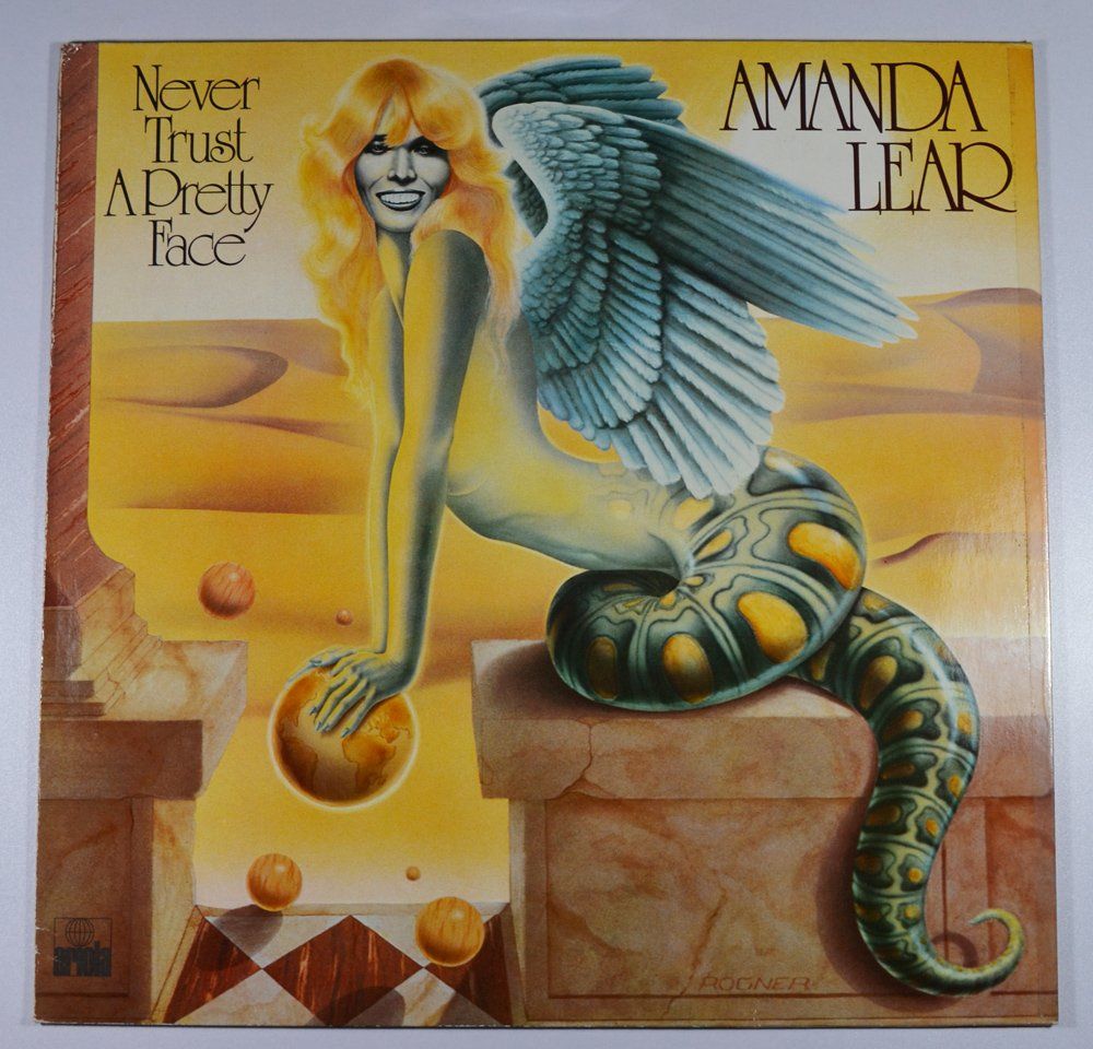 Schallplatten: LP: AMANDA LEAR - Never Trust A Pretty Face – Gebraucht aus Frenkendorf von