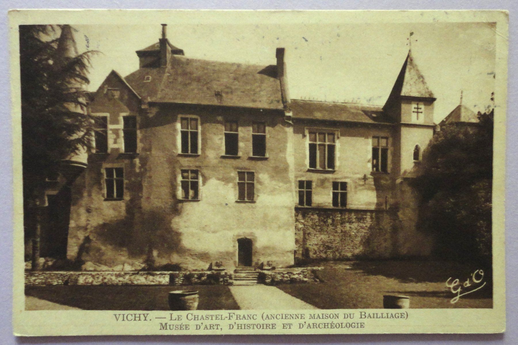 Cartoline postali: Vichy - Le Chastel-Franc – Usato da Fétigny venduto da Billy2miny
