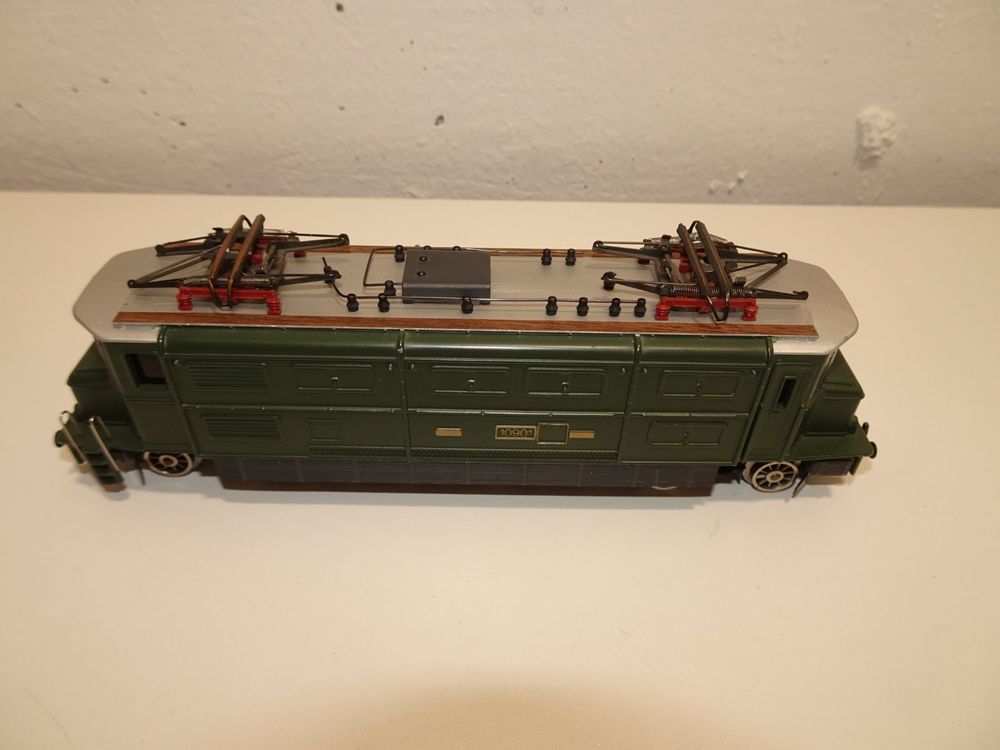 Locomotive HAG Bülher 120 SBB Ae 6/6 11403 - Échelle H0 - Vintage Suisse