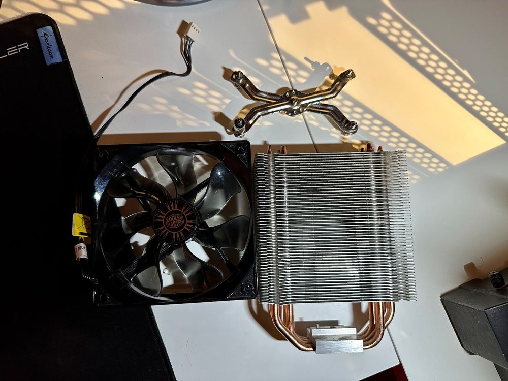 Coolermaster Hyper Evo 212 CPU COOLER WITH FAN Kaufen auf Ricardo
