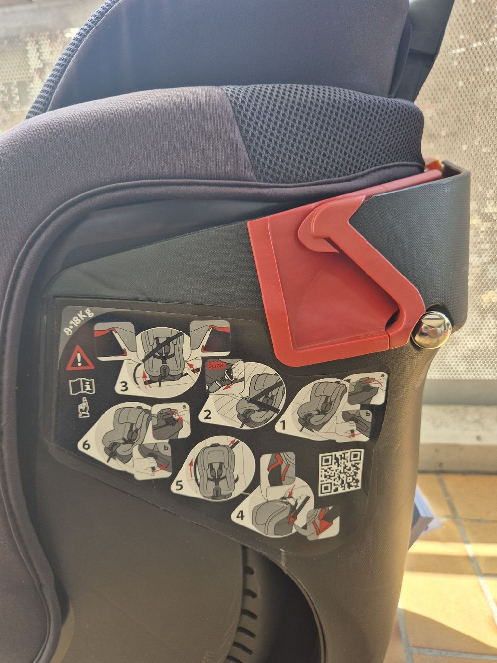 Chicco Auto-Kindersitze: Siège auto Chicco, noir, bon état – Gebraucht aus Belfaux von Kikbog 3