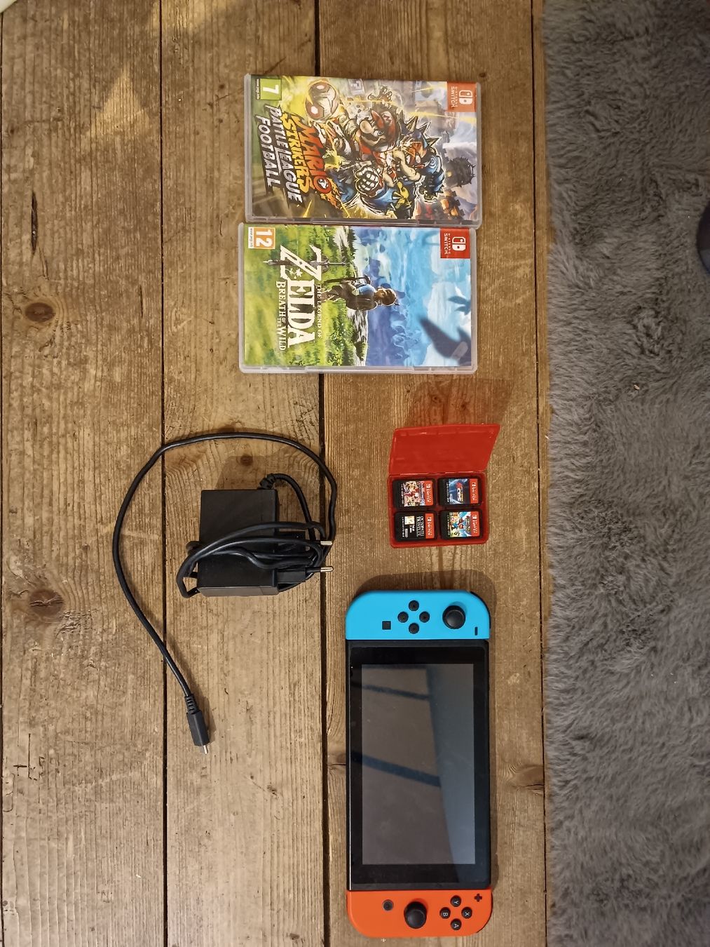 Nintendo Console: Nintendo Switch gebraucht mit spielen – Usato da Brienzwiler venduto da far_28cn