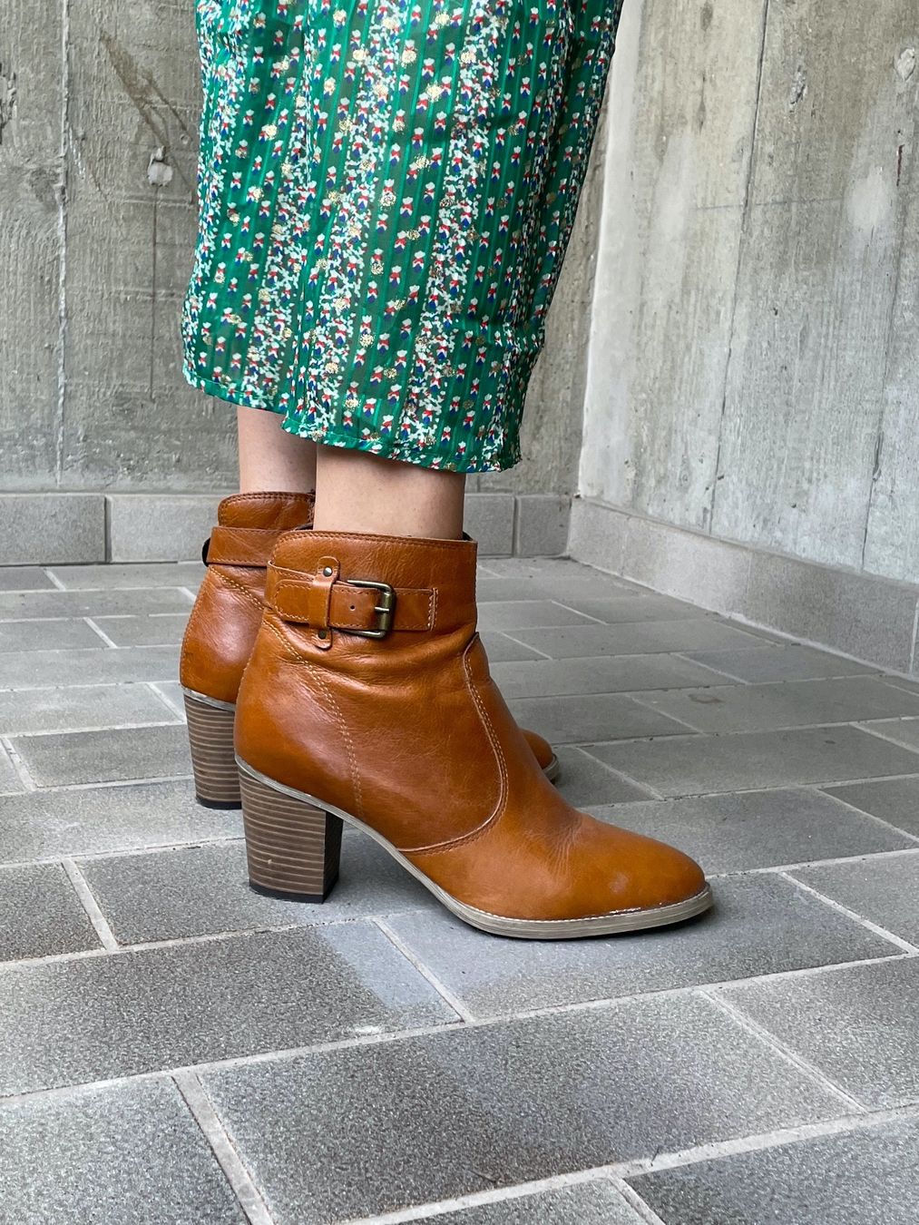 Scarpe da donna: Bottines en cuir – Usato da Martigny venduto da Lea_lucci 2