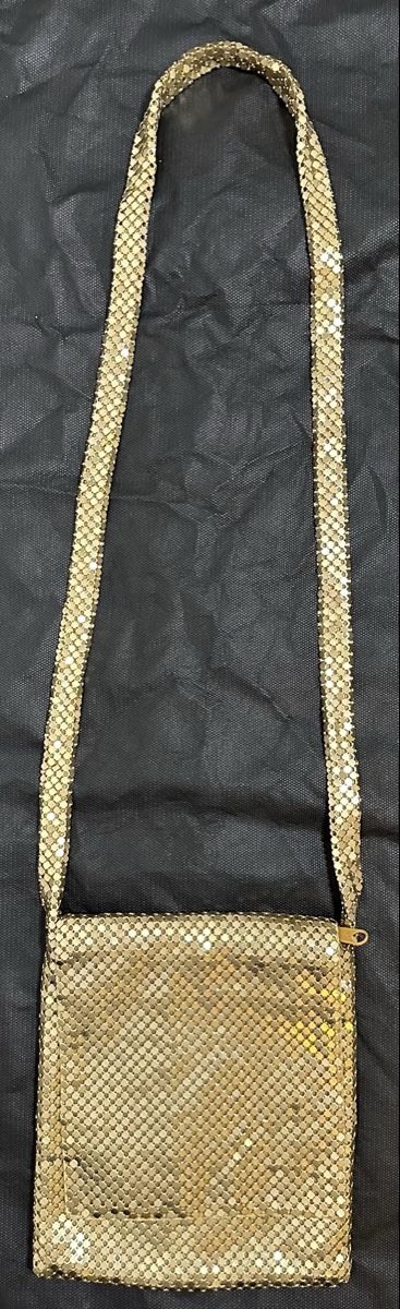 Borse da donna: Goldene Handtasche – Nuovo (secondo la descrizione) da Winterthur venduto da CW99
