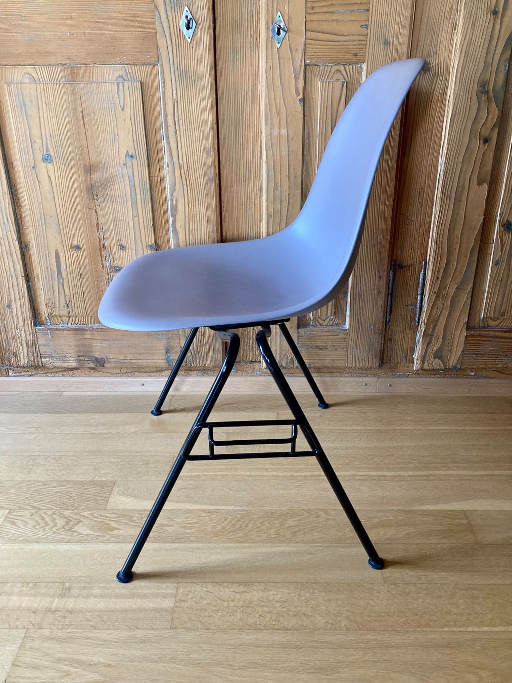 Eames Sedie: Eames Plastic Side Chair DSS - Designklassiker – Usato da Horgen venduto da kruemel777 2