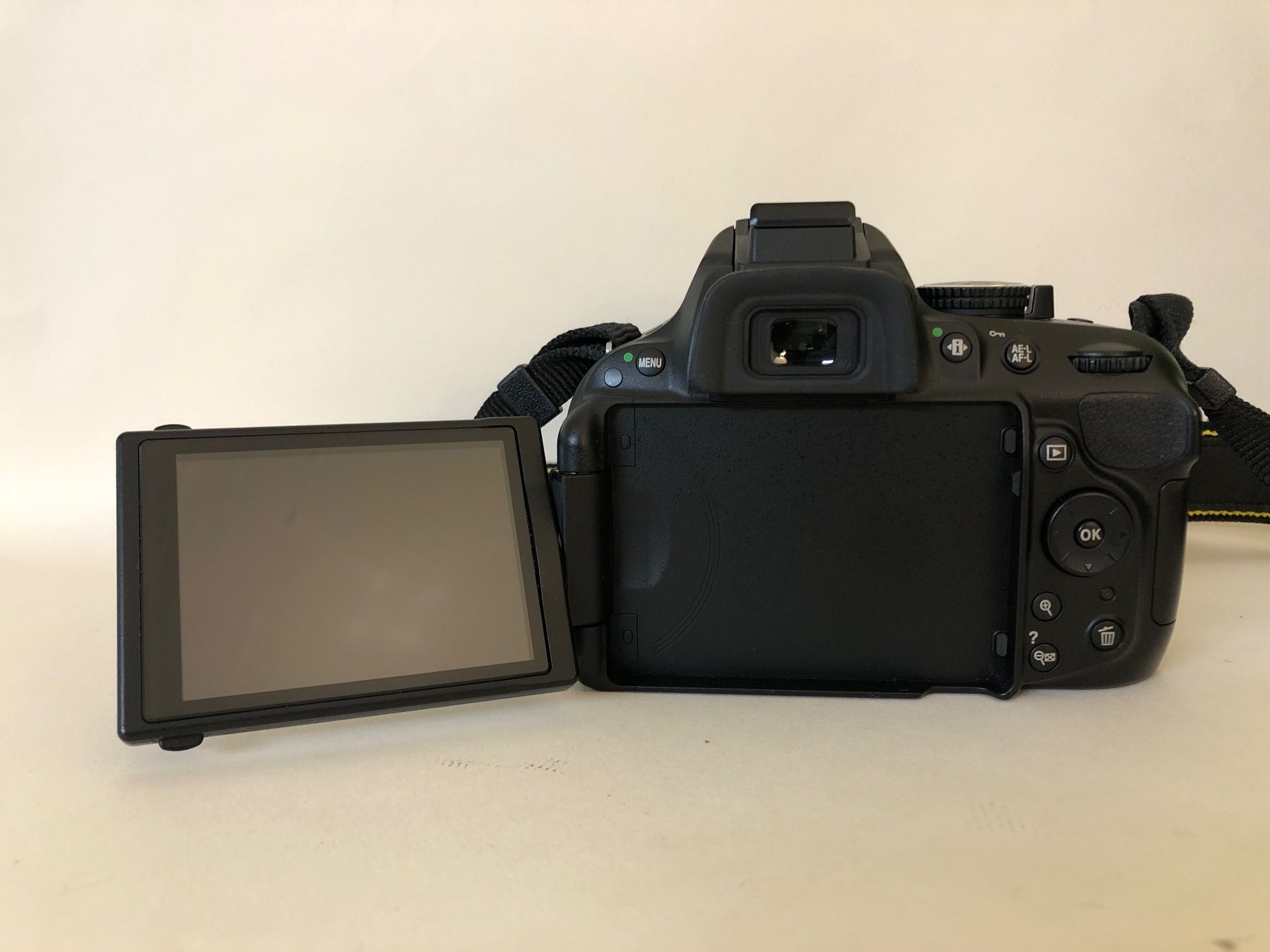 Nikon Fotocamera: Nikon D5200 – Usato da Grosswangen venduto da Telepathy 2