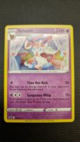 Sylveon SWSH211 - Cosmo Holo (EN) - Pokémon Card
