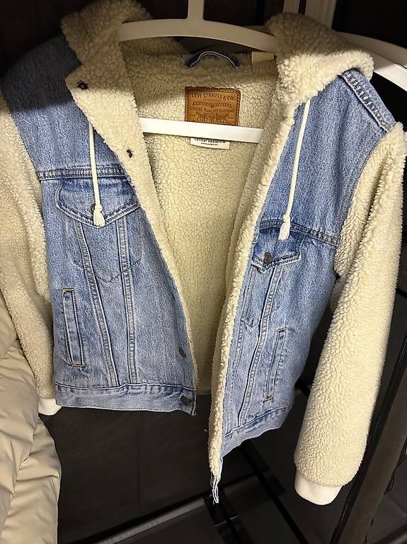 Levi's Jacken: Levis – Neu (gemäss Beschreibung) aus Gossau SG von Carvalloh 3