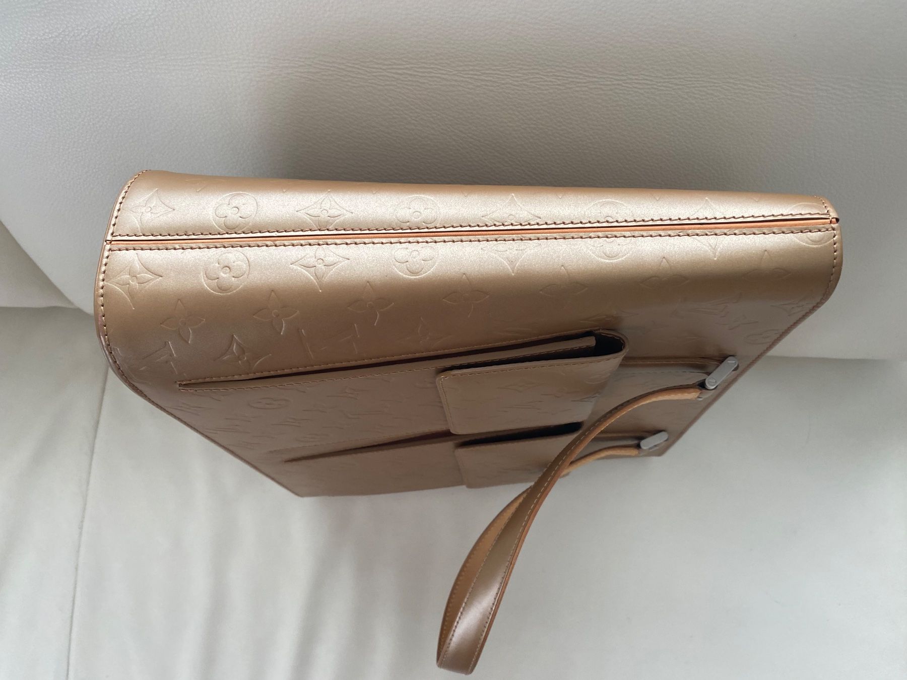 Louis Vuitton Taschen: LOUIS VUITTON Pre-Owned Mat Wilwood Monogram Tasche – Neu (gemäss Beschreibung) aus Winkel von ferrari2022 5