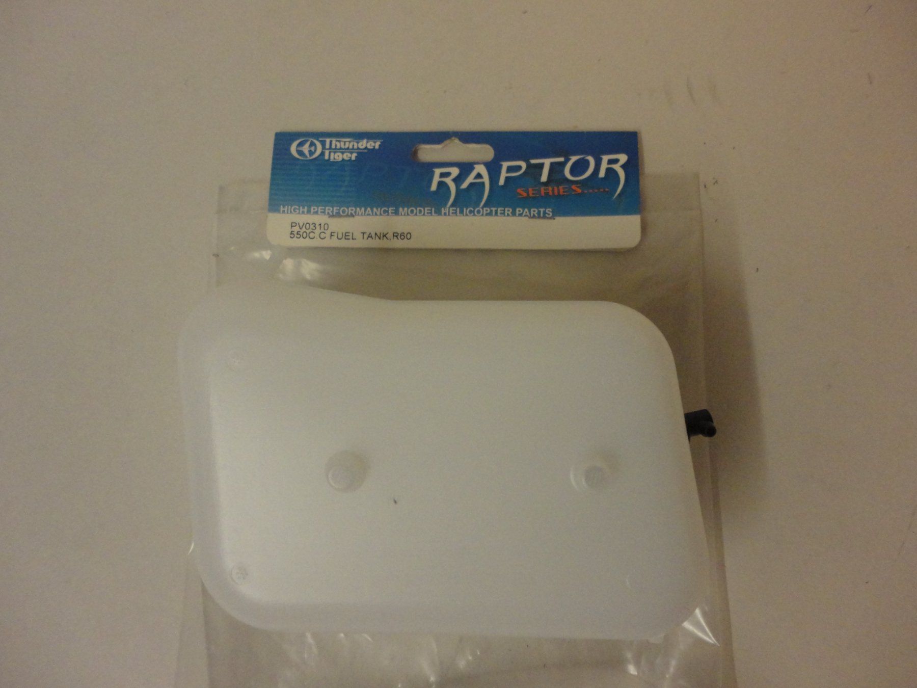 Thunder Tiger Modellismo RC: Thunder Tiger Raptor 550C Tank neu – Nuovo e nell'imballaggio originale da Horgen venduto da RcModell