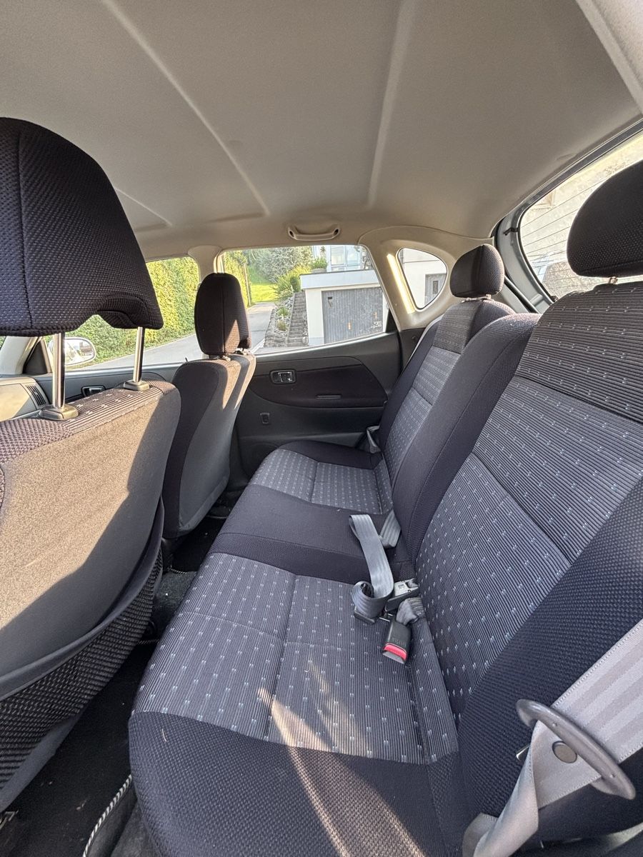Daihatsu Automobili: Daihatsu Sirion – Usato da Appenzell venduto da DavSimi 6