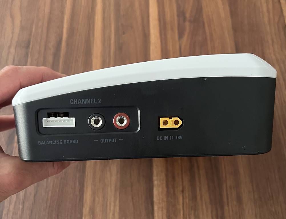 Batterie, Caricabatterie & Alimentatori: Orion Touch Duo Ladegerät – Usato da Hägendorf venduto da Chev-Chelios89 4