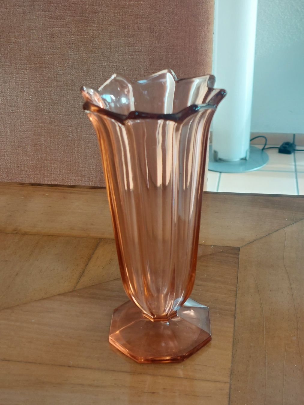 Vasen & Gefässe: Art Deco Rosalin Pressglas Vase – Gebraucht aus Hergiswil NW von maiette-23.N 2