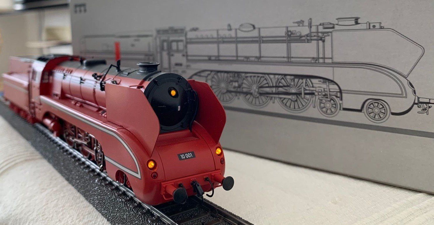Märklin Modellini di ferrovie: Märklin HO-Wechselstrom Dampflok BR 10 / Digital – Nuovo (secondo la descrizione) da Melchnau venduto da Lhofer 6