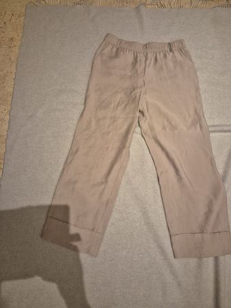 Sommerhose TUZZI beige Grösse 40 neuwertig!