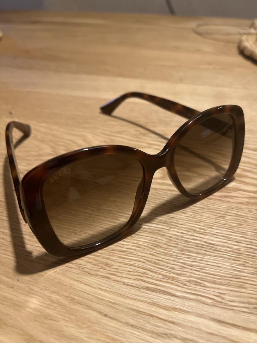Gucci Brillen & Gläser: Sonnenbrille Gucci   – Gebraucht aus Bremgarten b. Bern von me_tu