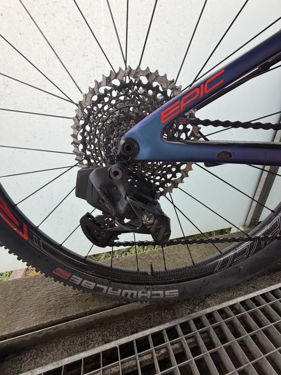 Specialized Biciclette: Specialized S-Works Epic/Grösse M/ XTR/Sram 9.8 kg – Usato da Sattel venduto da Bikerluchs 1