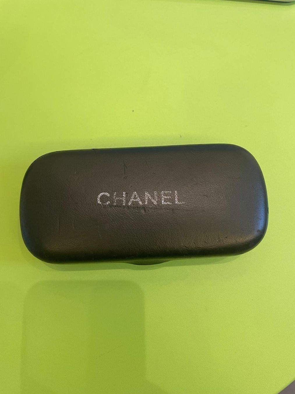 Chanel Altro in  Abbigliamento & Accessori: Chanel Brillenetui Schwarz – Usato da Meilen venduto da sho_vct5