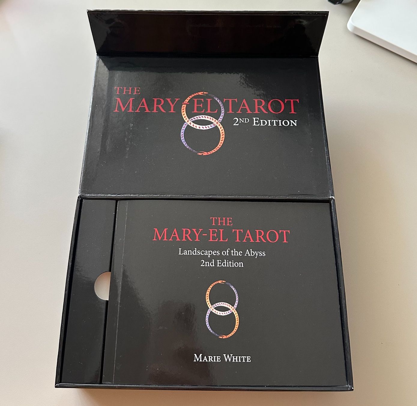 Spiele: The Mary-El Tarot, 2nd Edition – Gebraucht aus Zürich von giga82 2