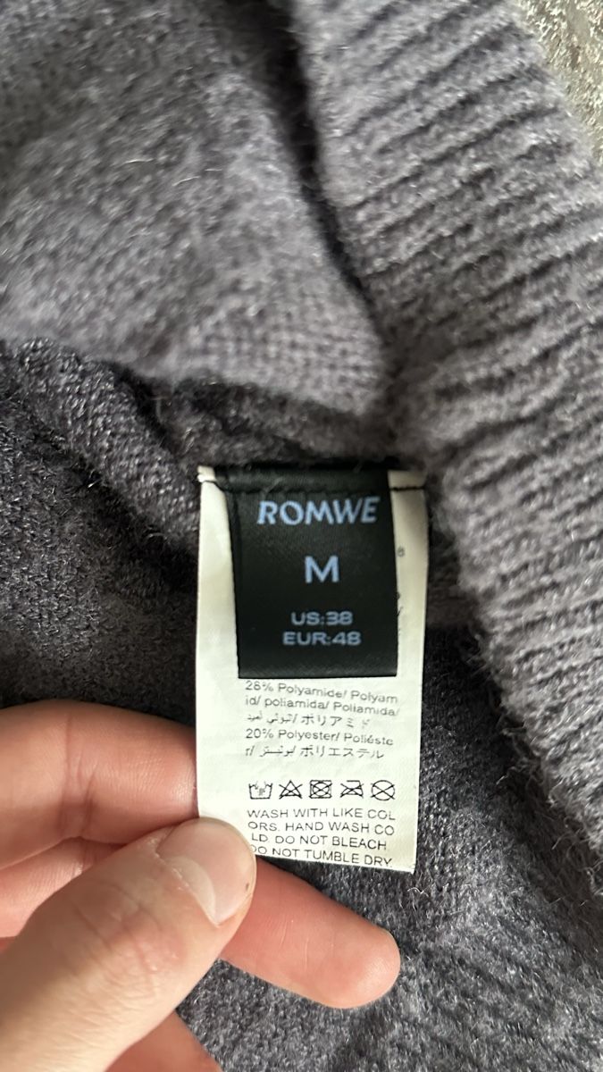 Shein Pullover & Sweatshirts: Sweater Pullover grau  – Gebraucht aus uerikon von SITRRY4 1