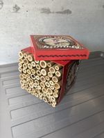 Wildbienenhaus mit Bambus in Guetslidose