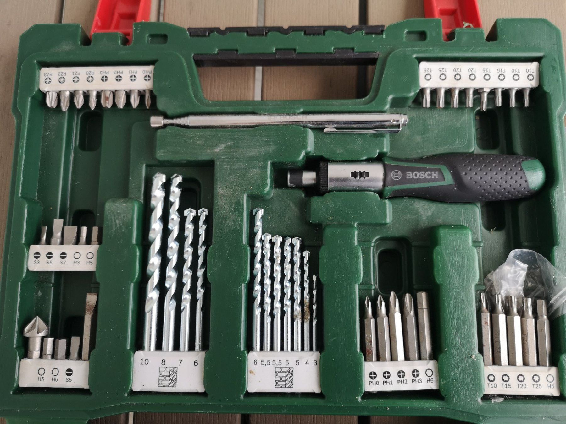 Tutti gli attrezzi: Werkzeugset / Heimwerker-Set zu verkaufen – Usato da Goldau venduto da MacPad 3