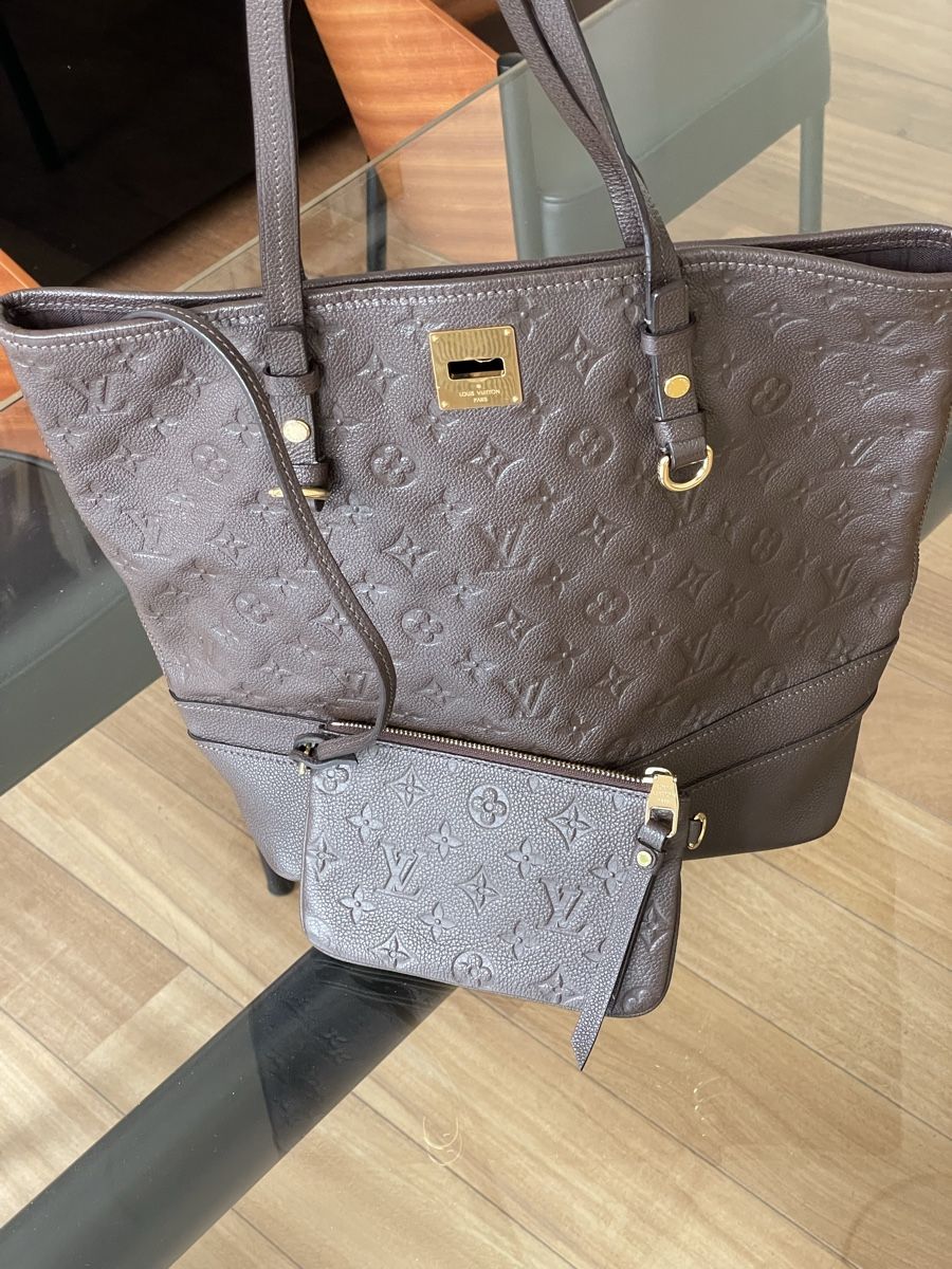 Louis Vuitton Sacs femmes: Louis Vuitton Monogram empreinte Citadine MM chocolate – D'occasion à Cologny par Jul_ez 3