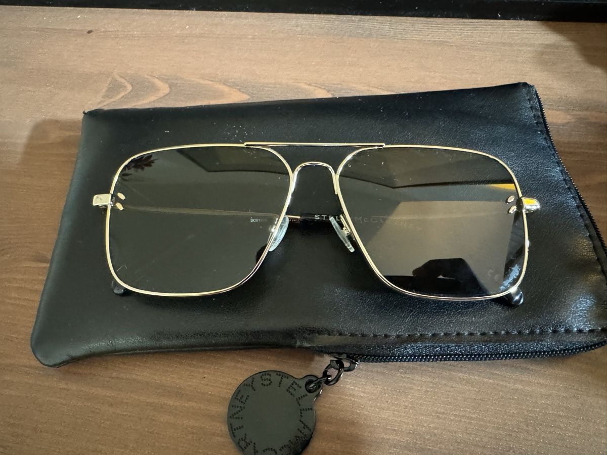 Brillen & Gläser: Stella McCartney Black & Gold Aviator Sunglasses – Gebraucht aus Zürich von Jllamas1 2