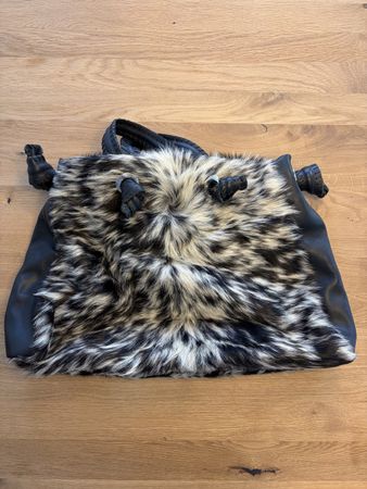 Handtasche