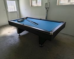 Billiardtisch