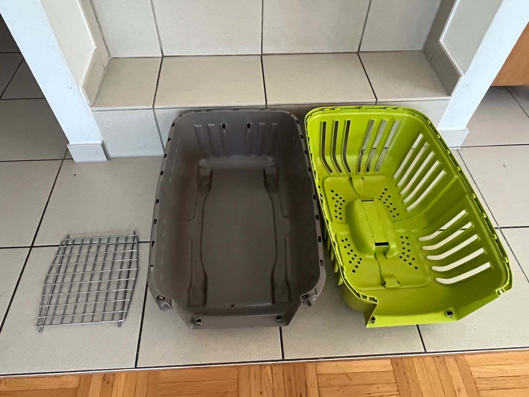 Cages, transport & sécurité: Transportbox Hund/Katze – D'occasion à Liestal par Raifur 2